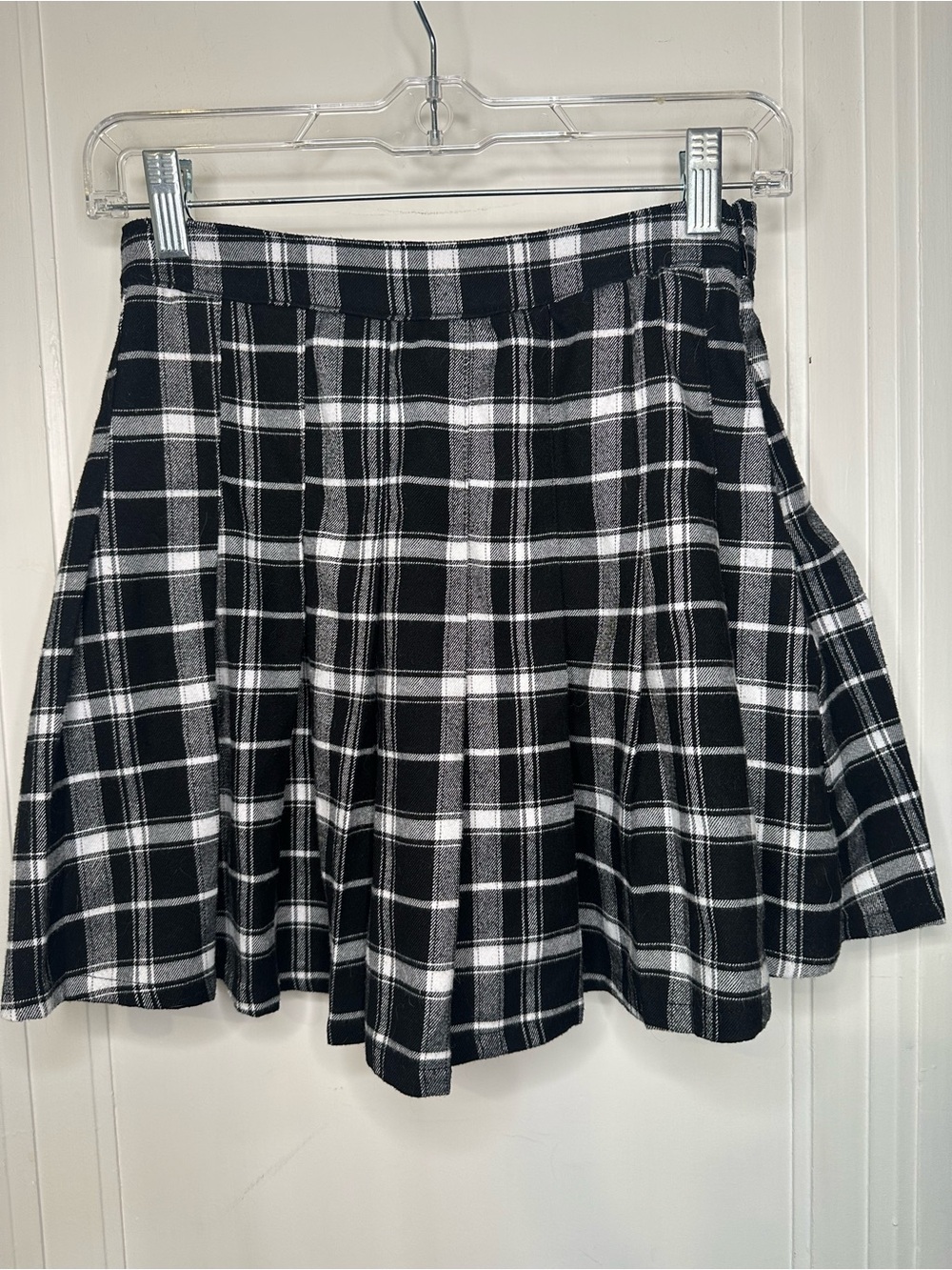 Hollister Black & White Plaid Circle Skirt